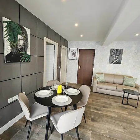 Promenade Iii Апартаменты *